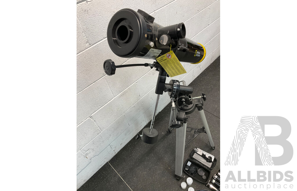 NATIONAL GEOGRAPHIC Reflector Telescope
