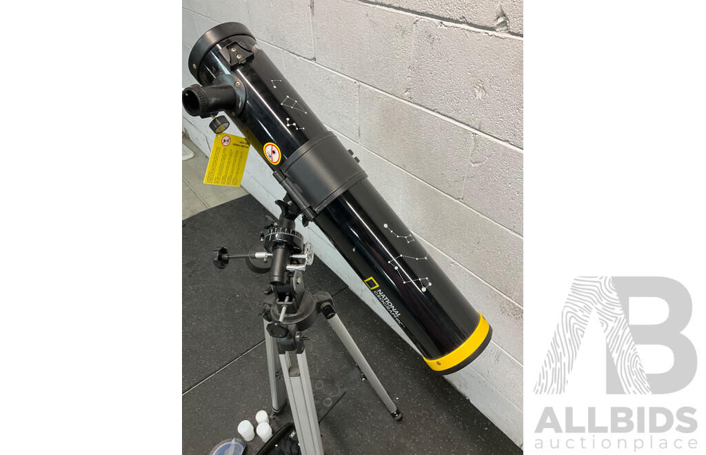 NATIONAL GEOGRAPHIC Reflector Telescope