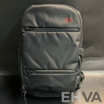 Tomtoc 16-inch Laptop Backpack - Black - Lot of 5 - Estimated Total $700