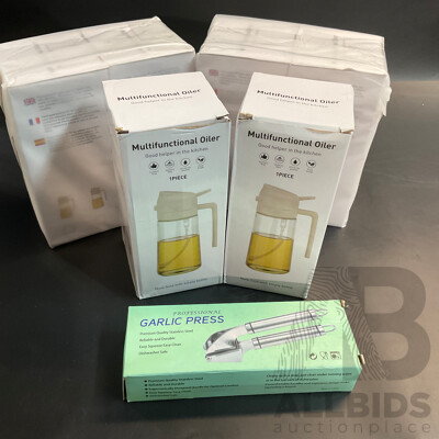 Six of Multifunctional Oiler 470ML for Kitchen, Cooking, BBQ, Air Fryer, Salad, Frying, Baking & 1x Garlic Press