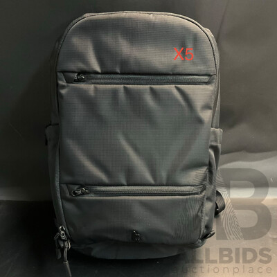 Tomtoc 16-inch Laptop Backpack - Black - Lot of 5 - Estimated Total $700