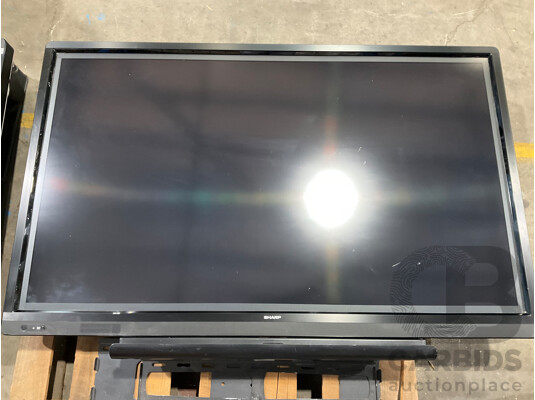 1662652 · SHARP 60' (PN-60TB3) Interactive LCD Monitor