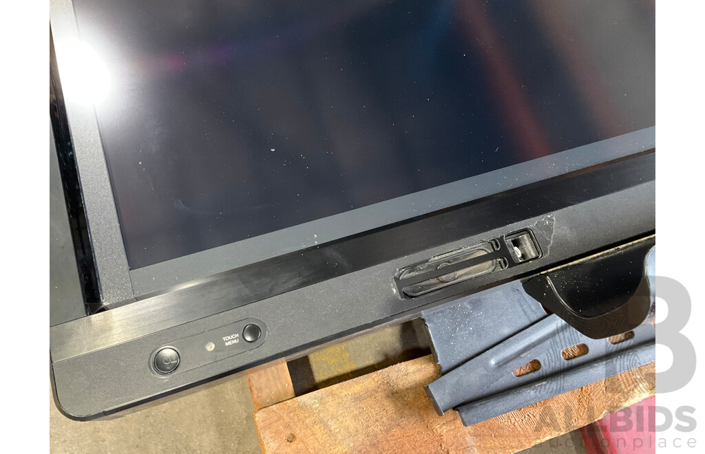 SHARP (PN-60TB3) Interactive LCD Monitor