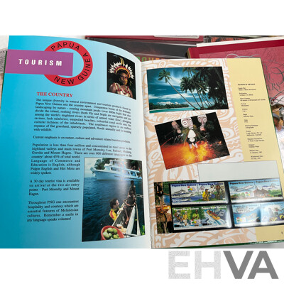 Collection of Australian Post Stamp Books Including Women of Oz, Forty Royal Years, Coming South, Zoos of Australia, Discoveries Medical Science in Australia with Papua New Guinea 1995 Stamp Album