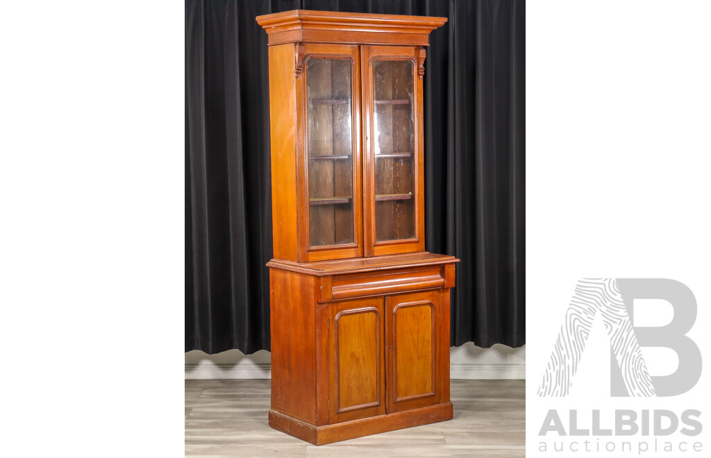 Early Edwardian Australian Cedar Glazed Bookcase