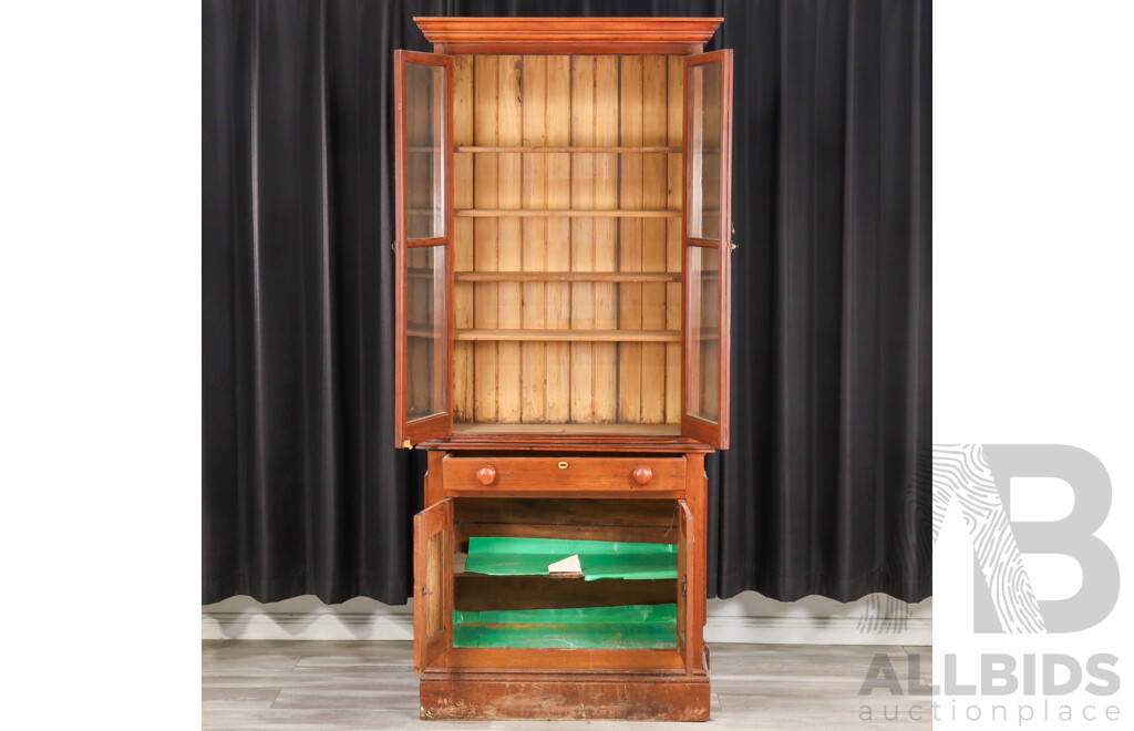 Early Edwardian Australian Cedar Bookcase