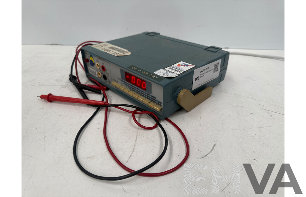 Tektronix CDM250 Digital Multimeter
