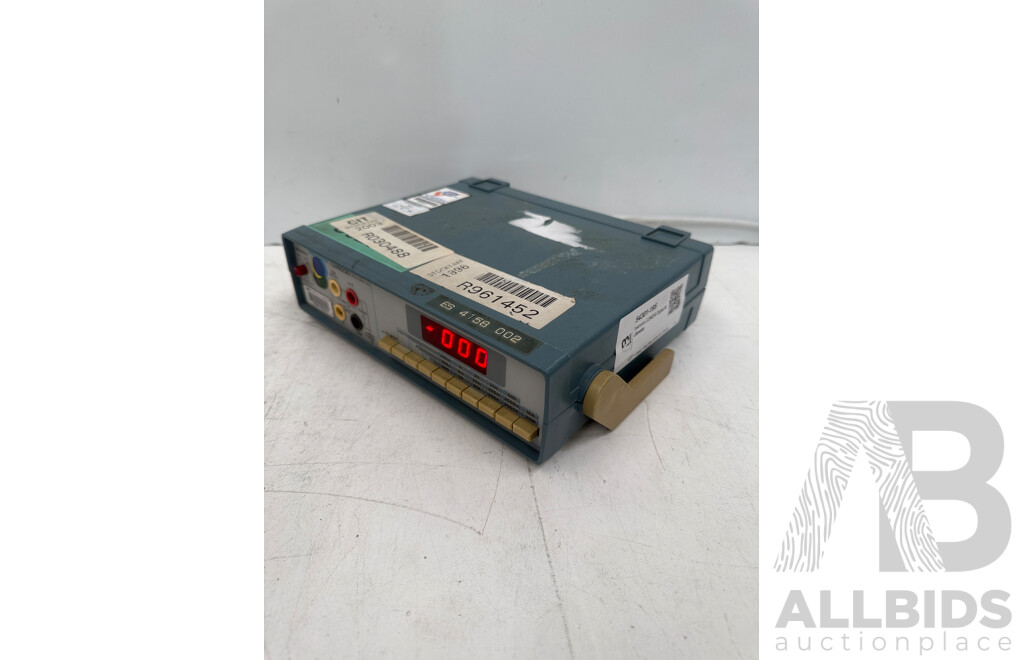 Tektronix CDM250 Digital Multimeter