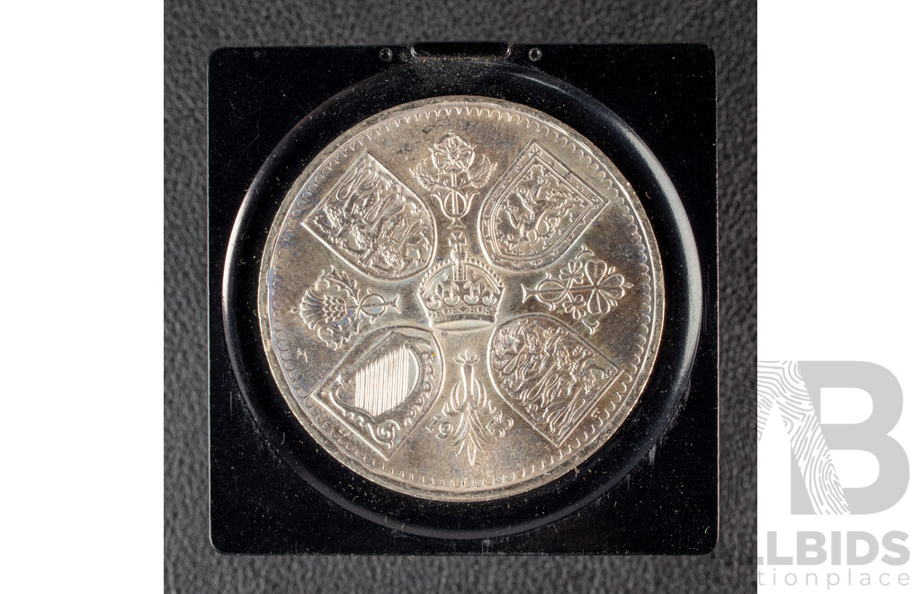 Coinage of Great Britain and Northern Ireland 1972, 1965 Winston Churchill Commemorative Crown, 1953 QE2 UNC Five Shillings, 1977 Souvenir Medal