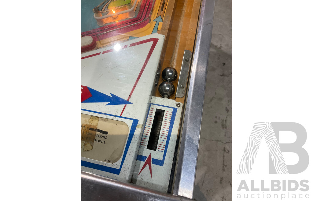 GOTTLIEB's 2-Player ROLLER COASTER Pinball Machine 1971