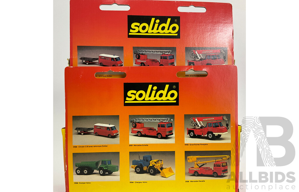 Vintage Solido Diecast Mack Pompiers and Citroen C35 Zodiac
