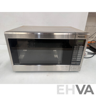 Panasonic Genius 1100W Microwave