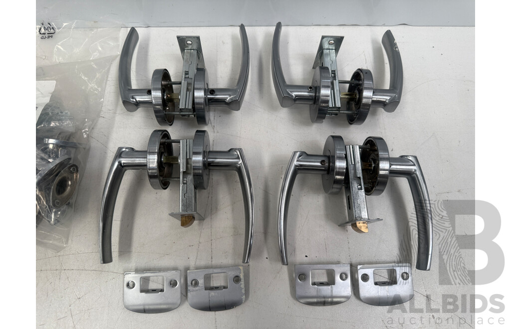 Used Chrome Door Handles (Not Lockable) + Chrome Door Stoppers