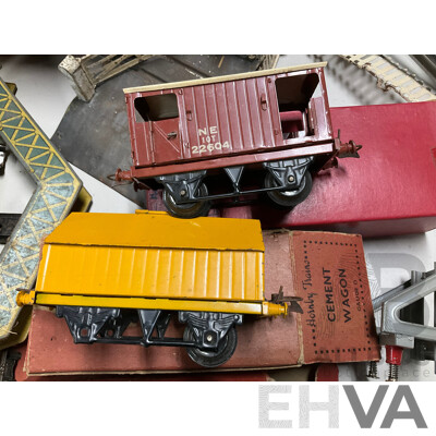 Collection of Vintage Hornby O Gauge Railway Rolling Stock, Scenery Items, Some Boxed