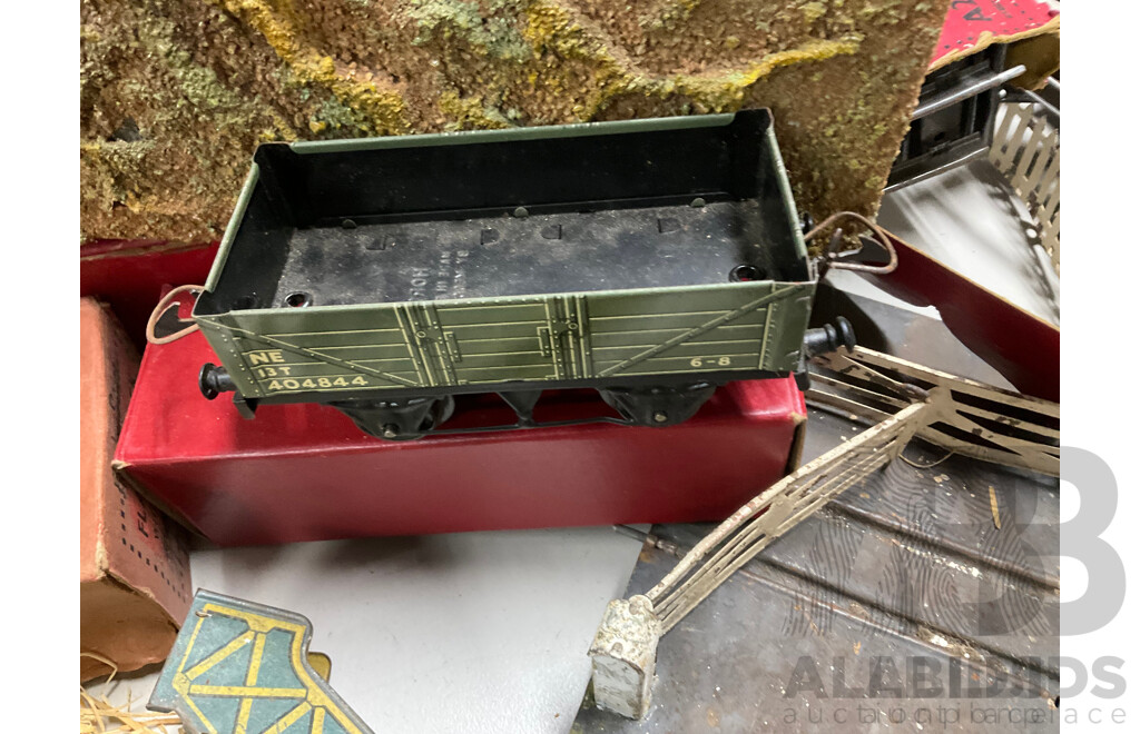 Collection of Vintage Hornby O Gauge Railway Rolling Stock, Scenery Items, Some Boxed