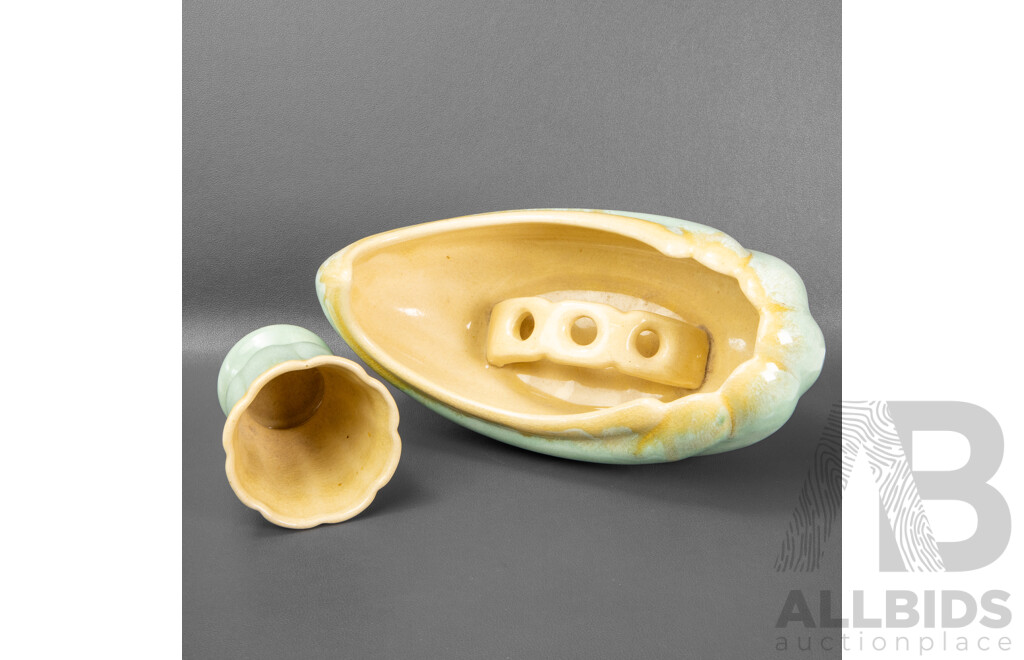 Cornucopia Vase with Frog and Pinch Vase by Nell McCredie (2)