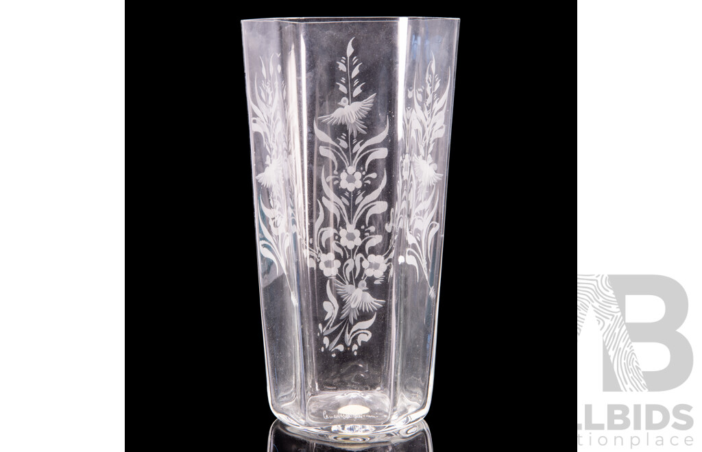 Limited Edition Murano Doves of Spring Etched Glass Vase by Giovanni Cenedese