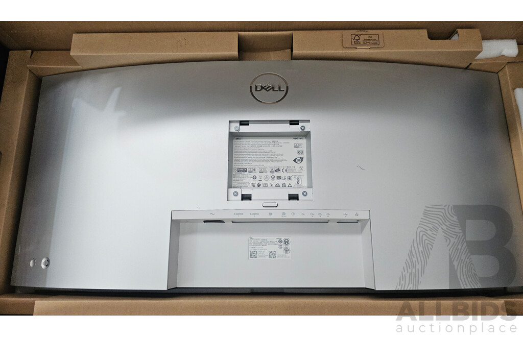 Dell (U3423WE) UltraSharp 34.1-Inch WQHD (1440p) Curved Widescreen WLED-Backlit IPS Monitor