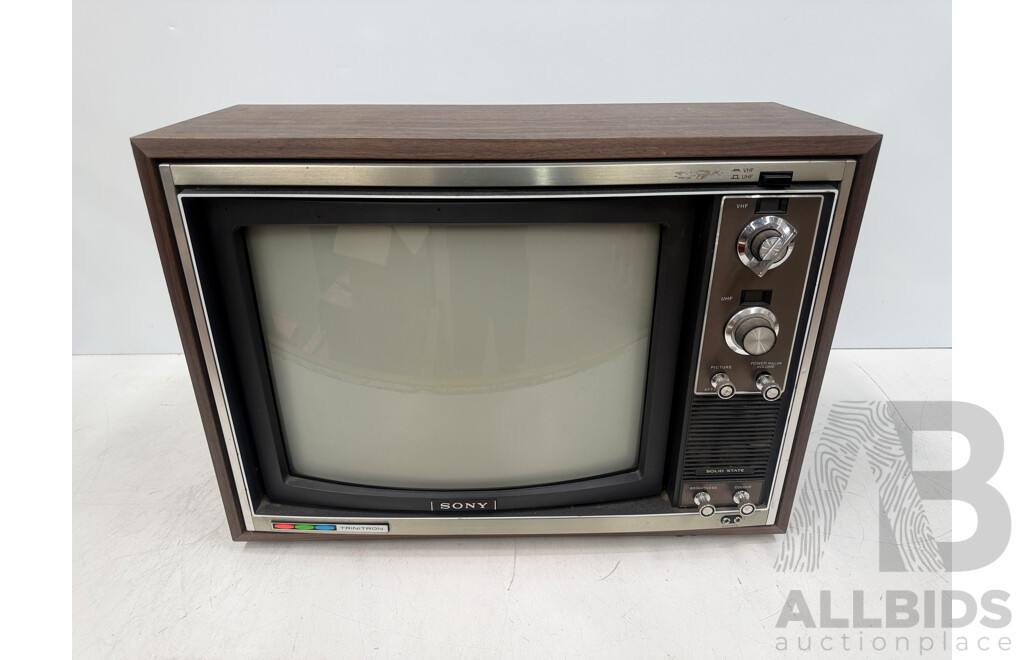 Sony Trinitron Colour Tv