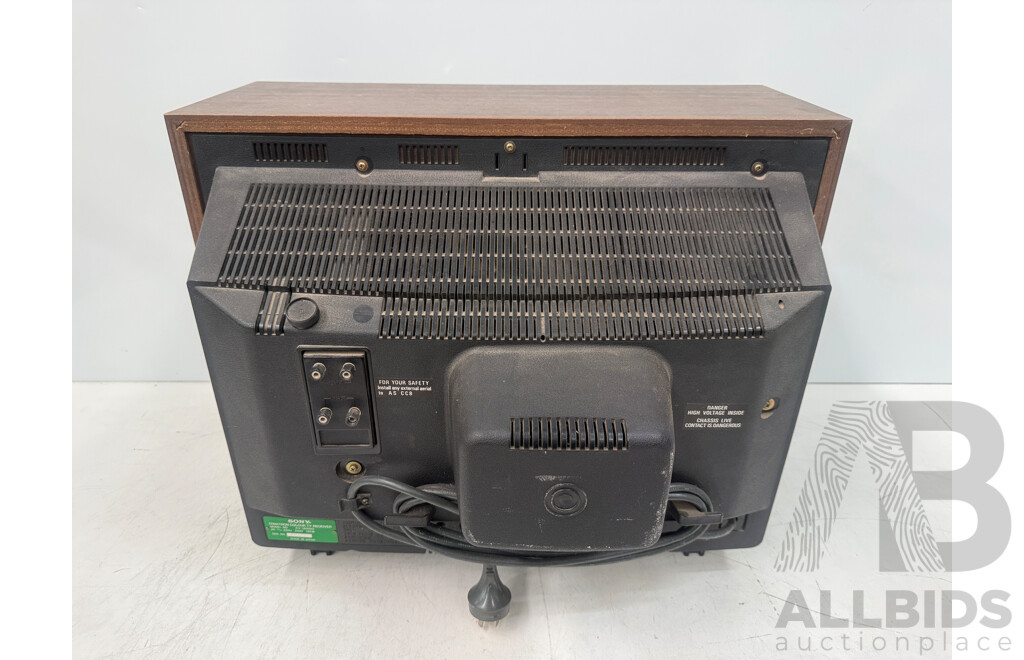 Sony Trinitron Colour Tv