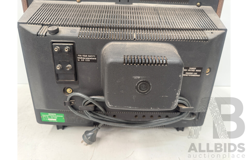 Sony Trinitron Colour Tv