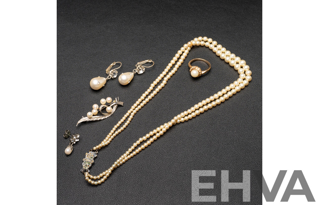 Collection of Freshwater and Faux Pearl Jewellery - Lot of 5