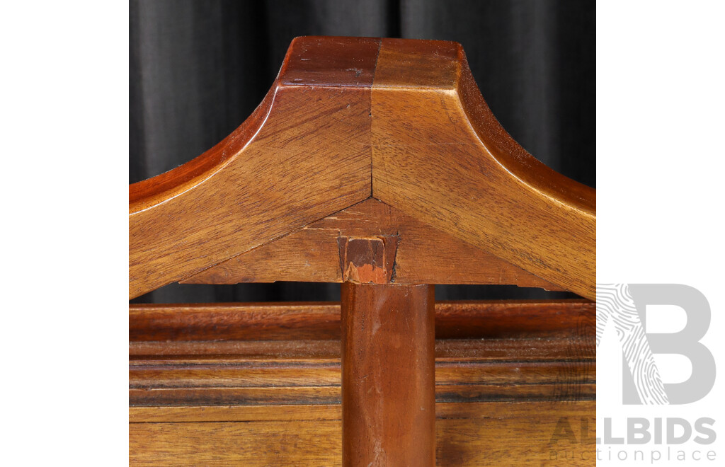 Reproduction Mahogany Gents Valet