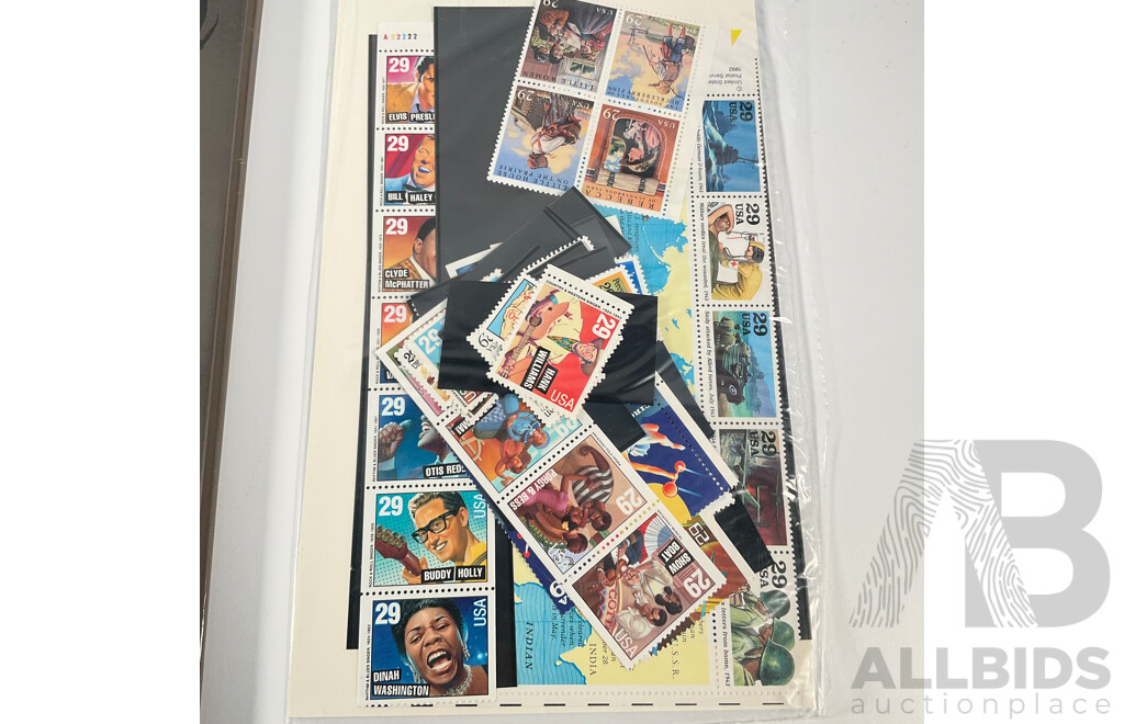 Great Britain and Northern Ireland 1971 Proof Decimal Coinage Set with USA 1993 Commemorative Stamp Album