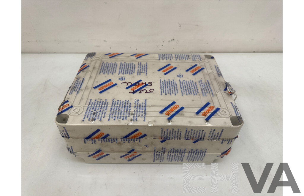 1x Connection Box (Electrical Empty)