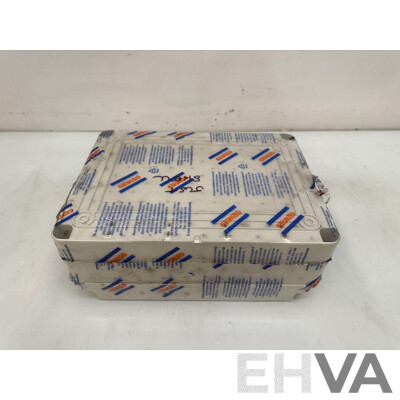 1x Connection Box (Electrical Empty)