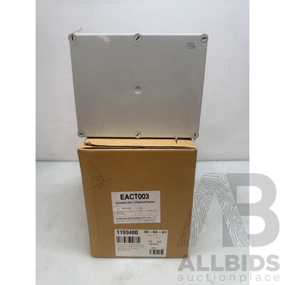 Box of 5x Flowline Industries Connection Box (Electrical)