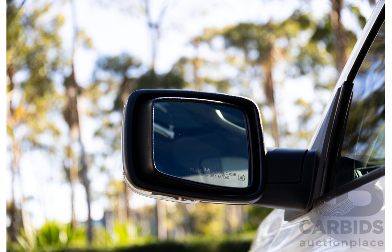 11/2017 ASV (Dodge) Ram 2500 Laramie D1 LWB (4x4) 4d Crew Cab Utility Bright Silver Metallic Turbo Diesel Cummins 6.7L