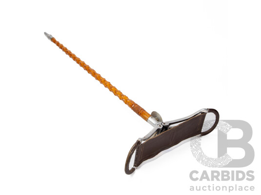Wonderful Vintage Walking/Shooting Stick with Carved Wooden Shaft and Canvas Seat, 100L cm