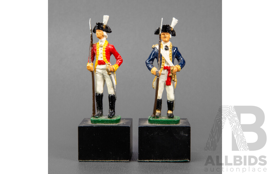 Wonderful Complete Vintage American Revolutionary War Chess Set with Board, 46 x 46 cm (dimensions Board); 10H cm (pieces) (33)