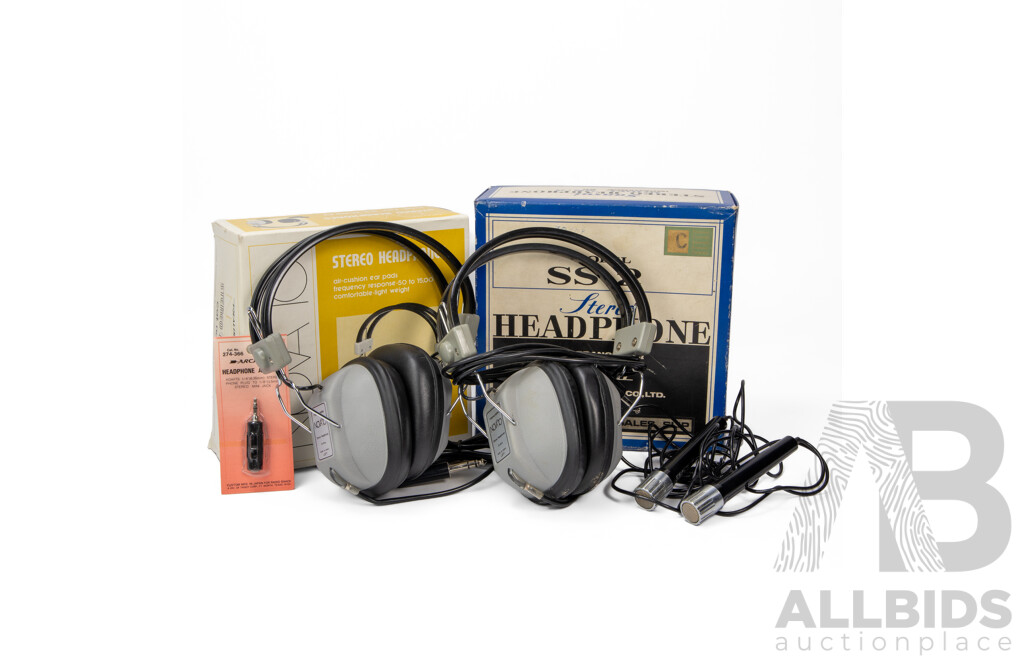 Pair of Vintage Nova 10 Brand 1970s Stereo Headphones - in Original Boxes (2)