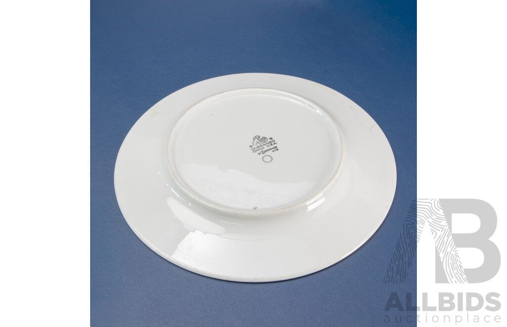 Vintage 1970s Chinese Made American Porcelain Dinner Plate, 26 x 26 cm