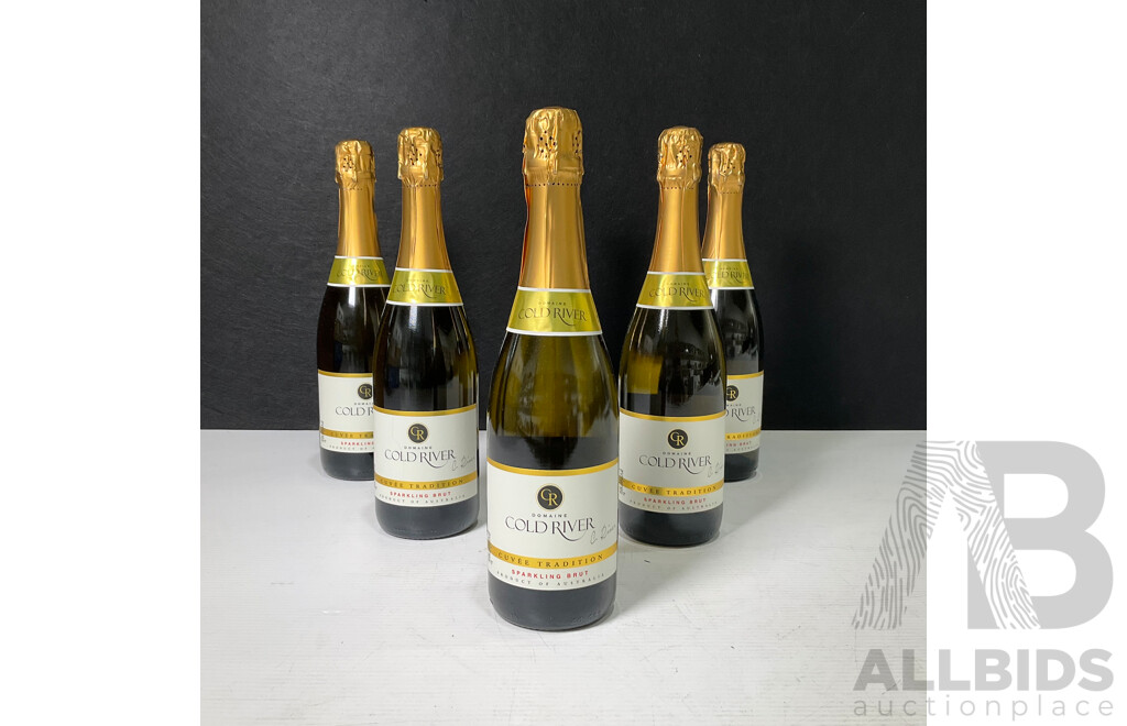 Half Dozen Domain Cold River Cuvee Traditional Sparkling Brut (6)