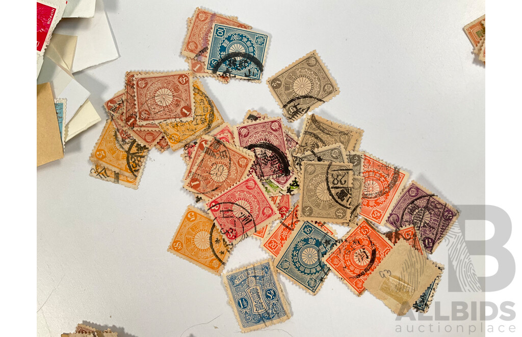 Collection of Japanese Stamps, Meiji Period to Showa Era Including Chrysanthemum Set, Tazawa Types and More