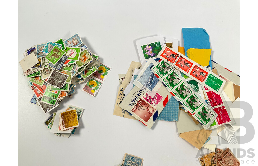 Collection of Japanese Stamps, Meiji Period to Showa Era Including Chrysanthemum Set, Tazawa Types and More