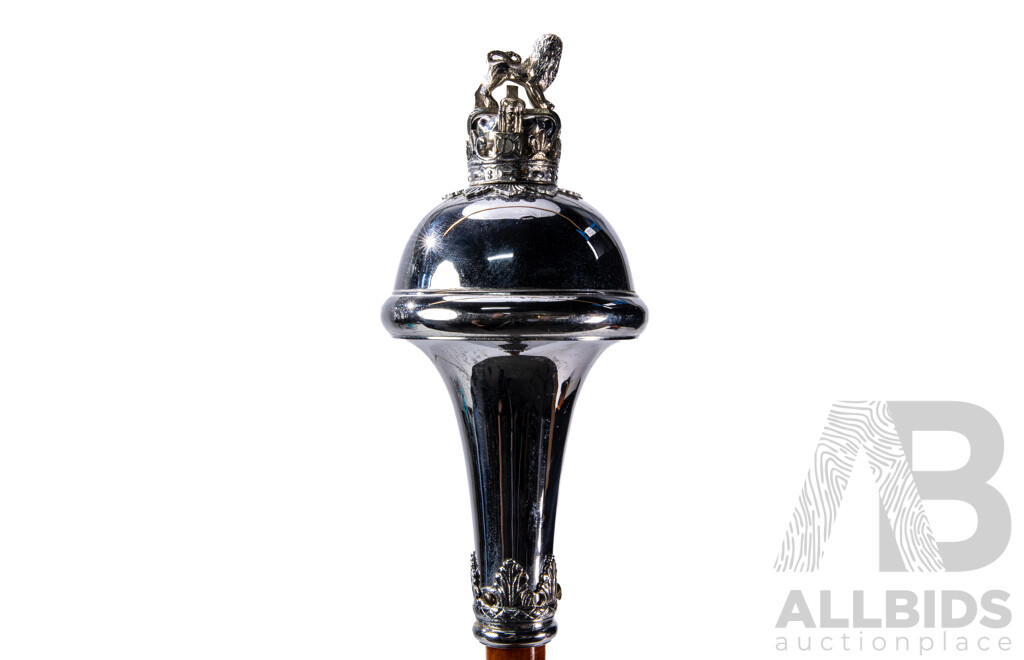 Wonderful Vintage Lion Crown Head Drum Major Mace Stave and Stick, 154 cm (length)