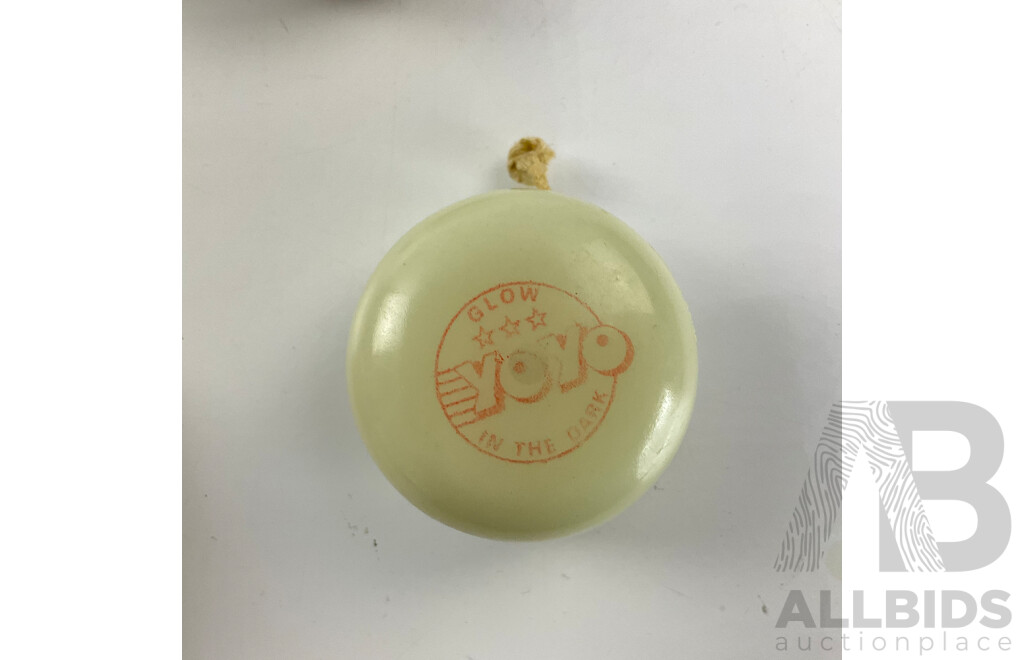 Three Vintage Yo-Yos Including Coca Cola Russell Championship, Ovaltine and  Glow in the Dark