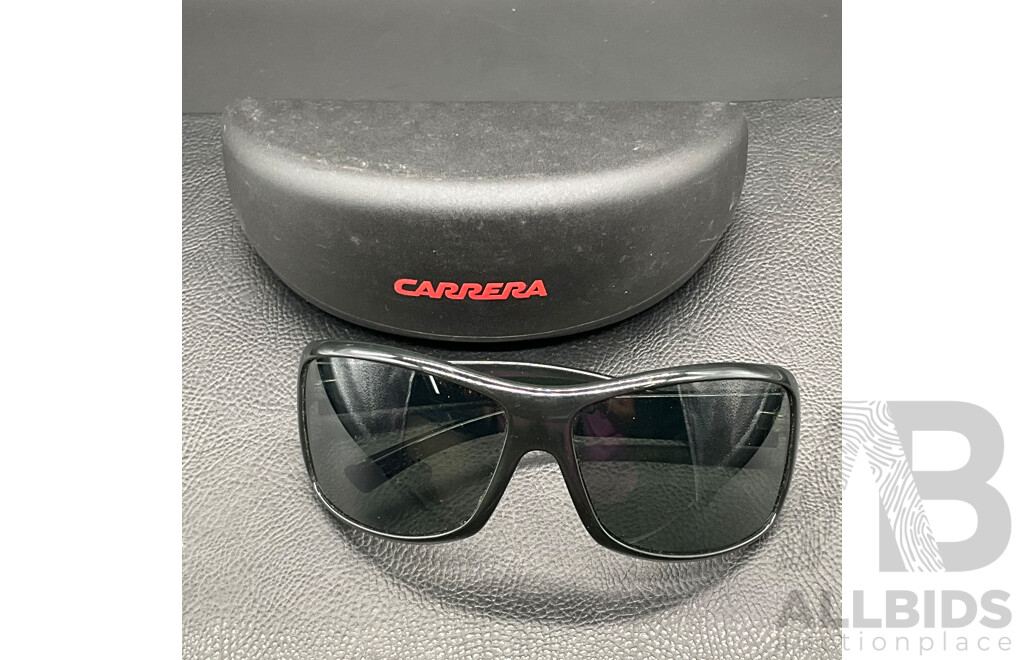 VON ZIPPER ZORG Black Sunglasses and Hard Case