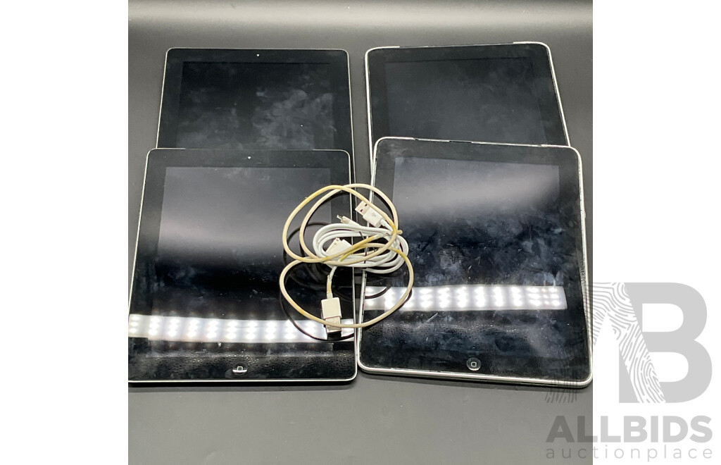 Assorted Apple Tablets  - Lot of 4