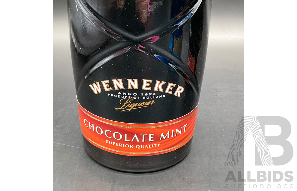 WENNEKER Cafe Liqueur 700ml - Lot of 3