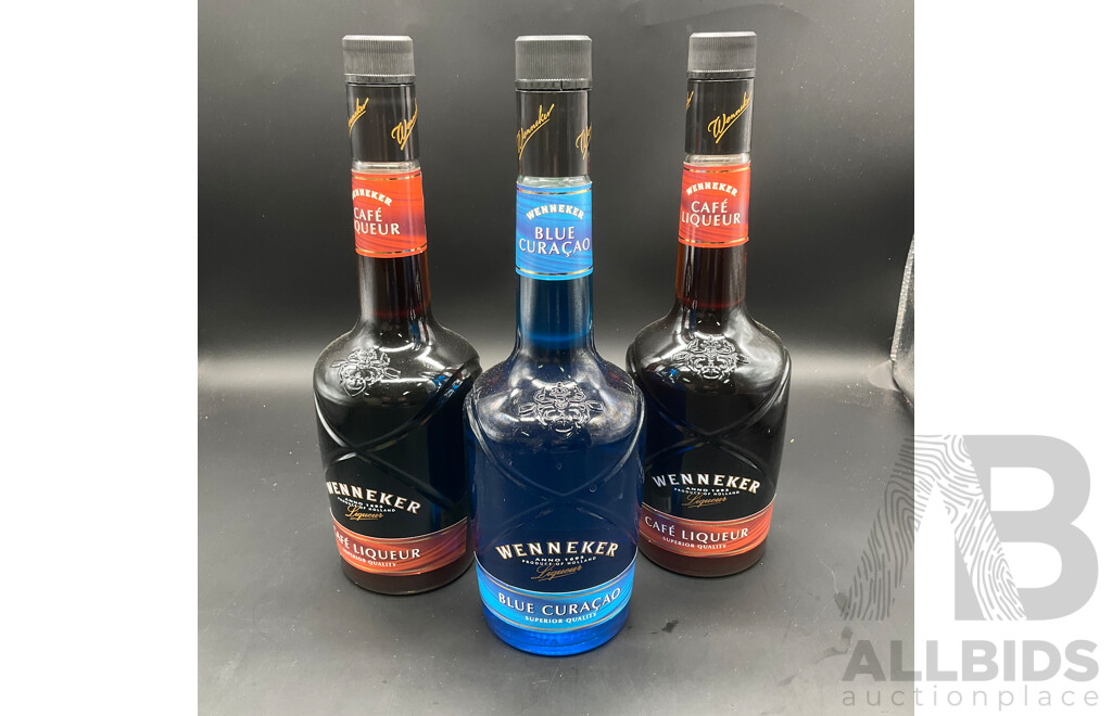 WENNEKER Cafe Liqueur 700ml, WENNEKER Blue Curacao 700ml - Lot of 3