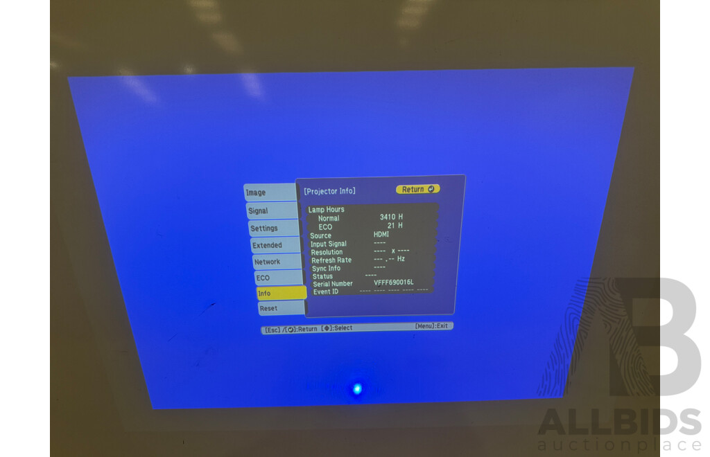 Epson EB-525W WXGA Short Throw Projector