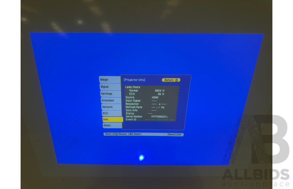 Epson EB-525W WXGA Short Throw Projector