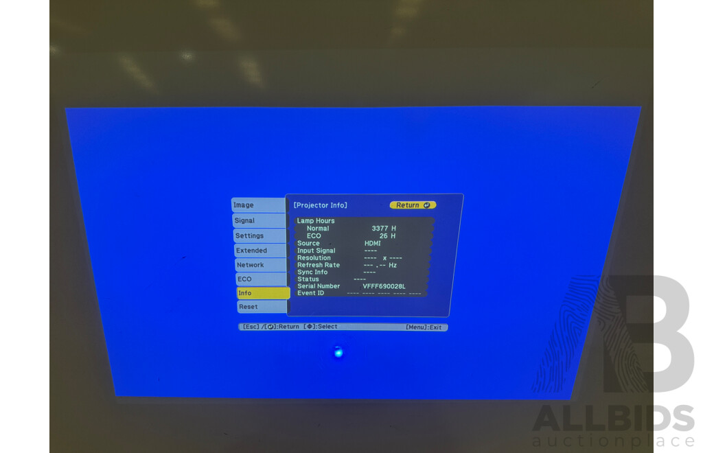 Epson EB-525W WXGA Short Throw Projector