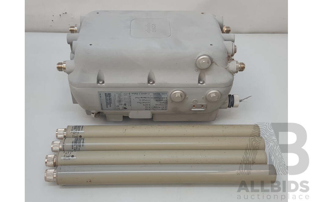Cisco (AIR-AP1572EAC-Z-K9) Aironet 1572EAC Outdoor Access Point