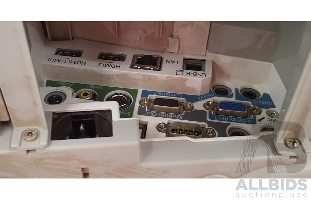 Epson (EB-595Wi) WXGA 3LCD Projector